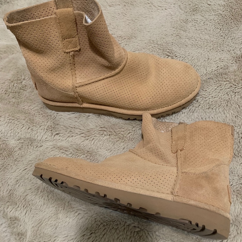 Uggs